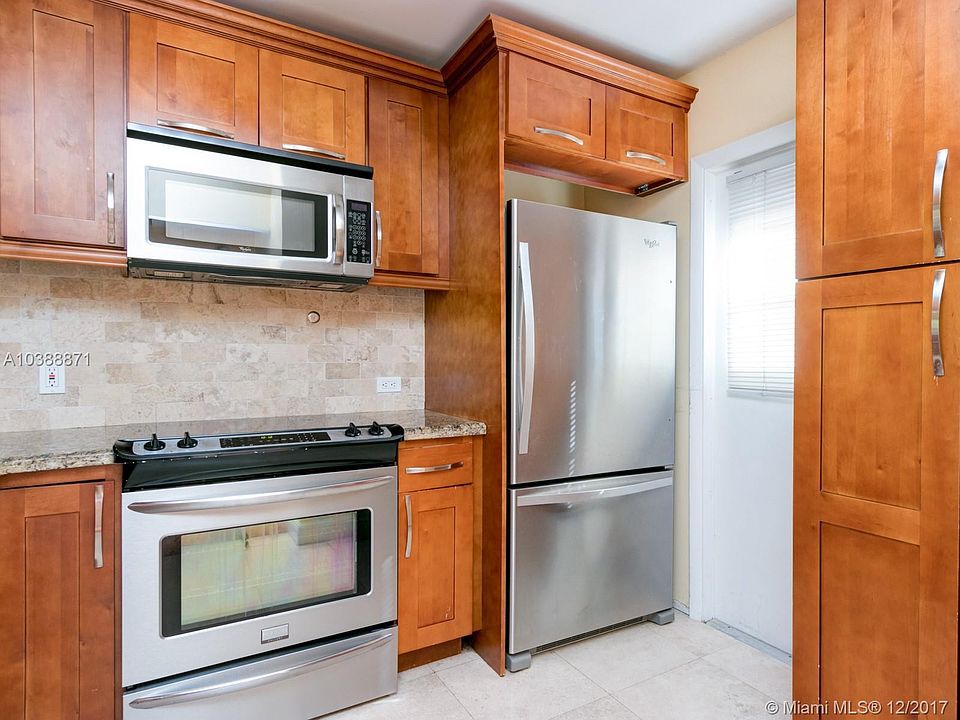 1st image of 4723 NE 173rd St