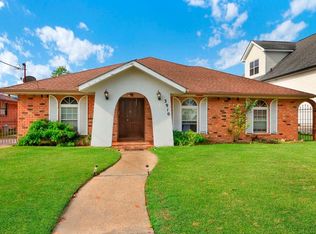 3910 Paris Ave, New Orleans, LA 70122