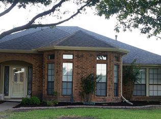 1425 Buena Vista Ave, Garland, TX 75043