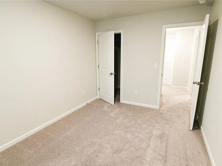 115 Village Green Dr #166 — Photo 27