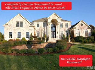 10542 Arnold Palmer Dr, Raleigh, NC 27617