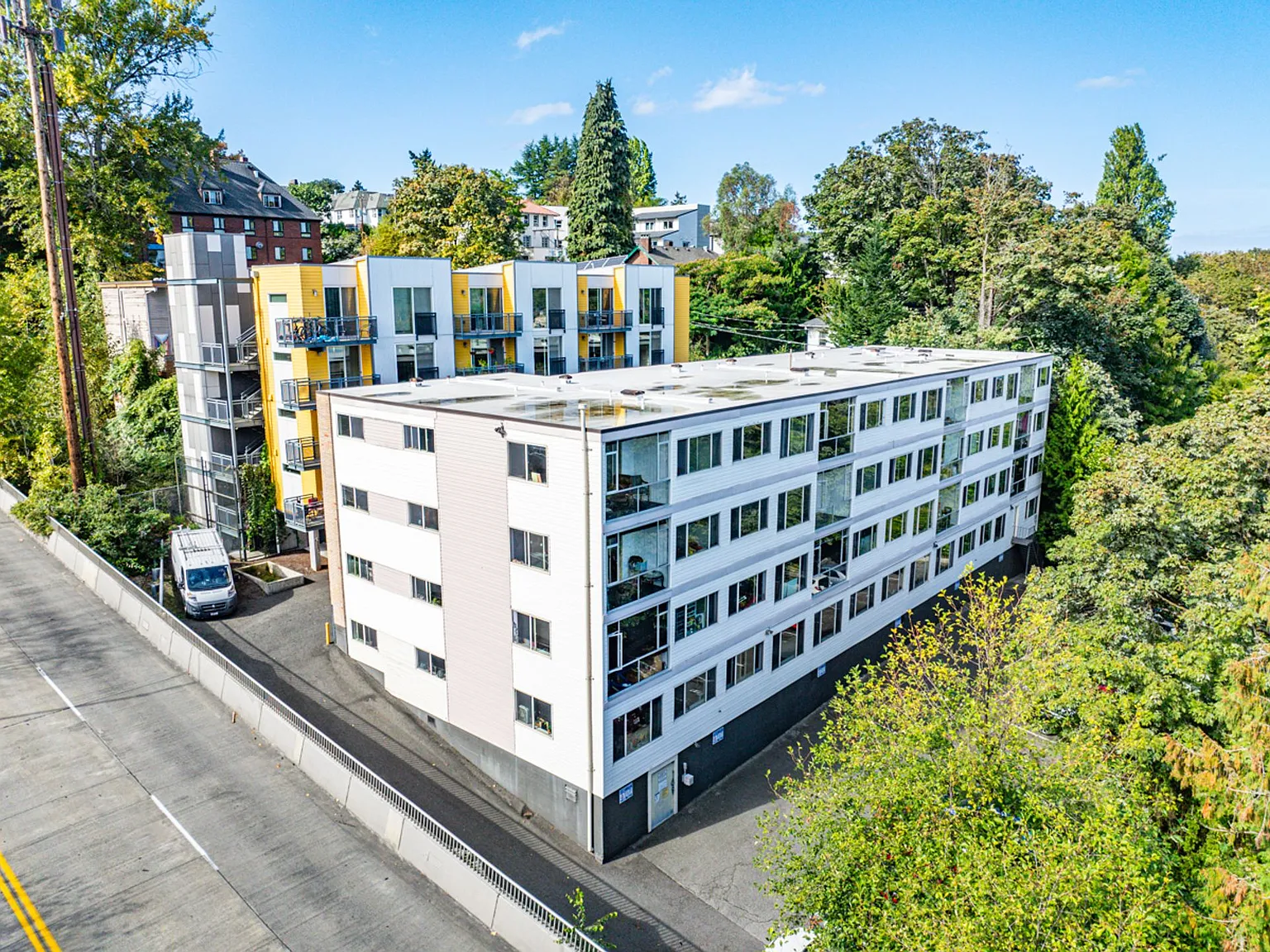Bayview Apartments — Photo 4