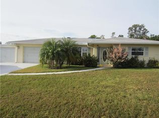 6758 Bowline Dr, Sarasota, FL 34231