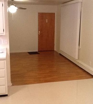 Living Room to Entry