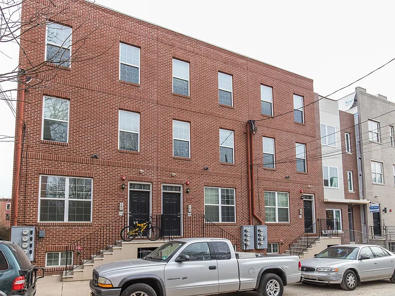 1921 N 7th St #2 — Photo 2