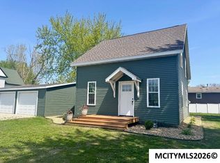 607 S Mill St, Lake Mills, IA 50450