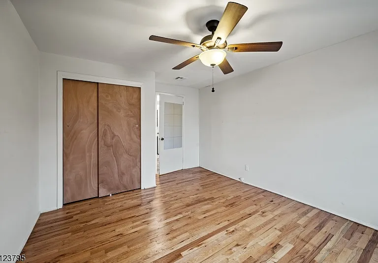 480 Parkway Dr #1 — Photo 18