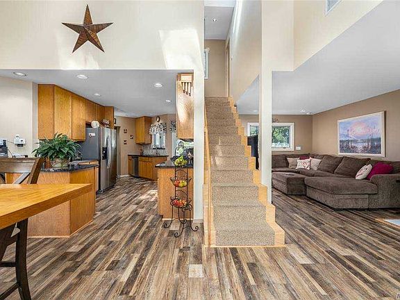 3rd image of 106 Midland Blvd