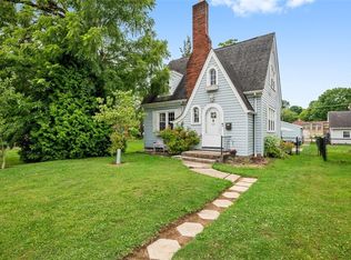 618 W Pike St, Houston, PA 15342