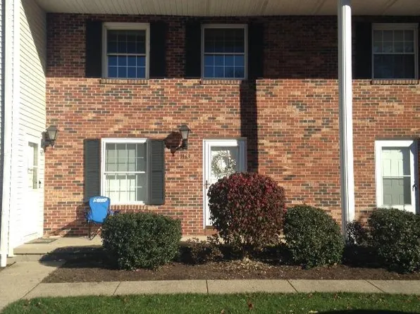 1443 Munroe Falls Ave, Cuyahoga Falls, OH 44221