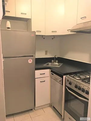 Rented by Charles Coutinho LLC | media 41