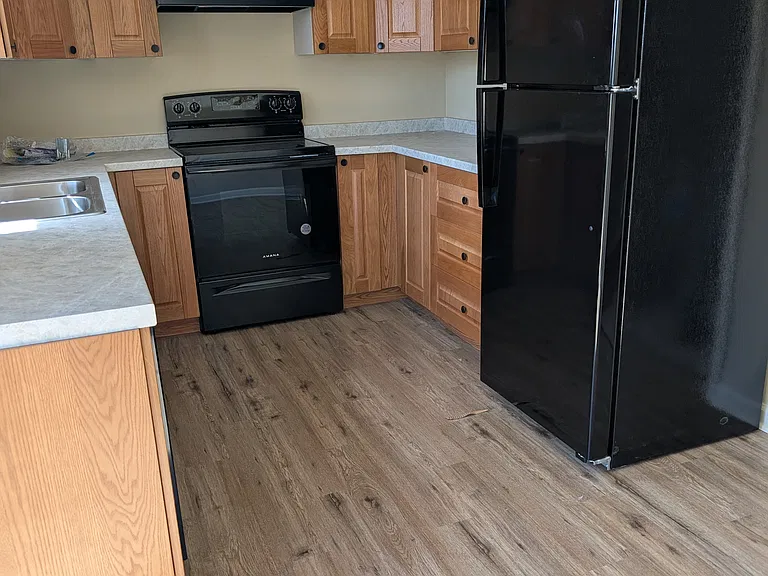 841 E Pinewood St — Photo 6