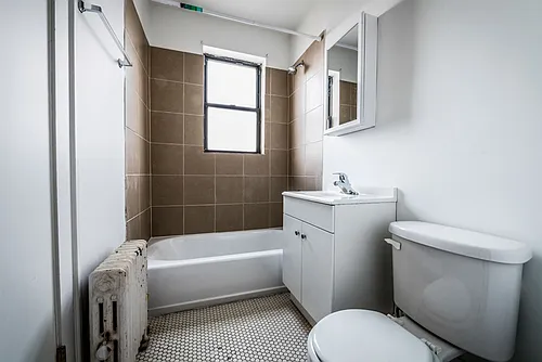 5328 W Harrison St Chicago, IL 60644 Photo 1
