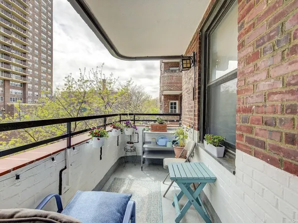 123-35 82nd Road #5T, Kew Gardens, NY 11415