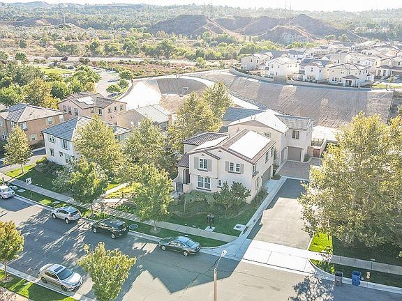 3rd image of 28474 Camino Del Arte Dr