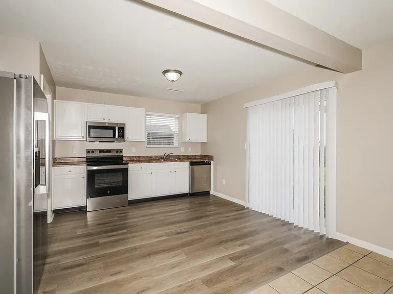 3125 Danube Way — Photo 11