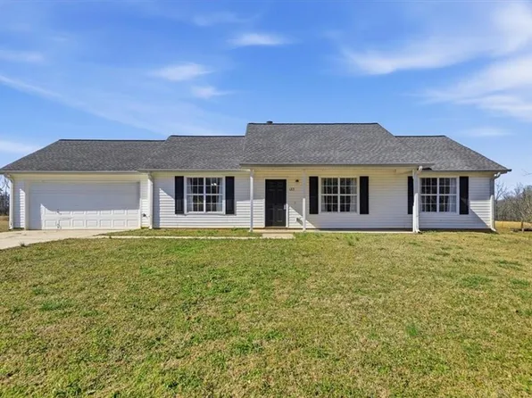 133 Carols Ln, Locust Grove, GA 30248