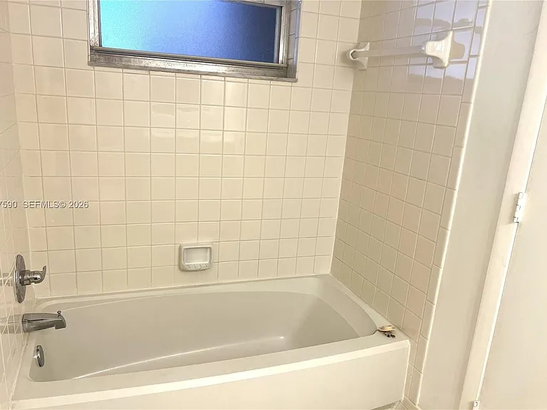 9531 Seagrape Dr #305 — Photo 15