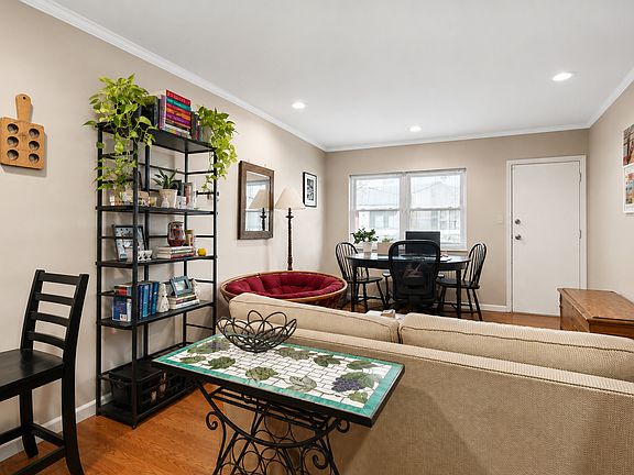 4th image of 2319 Cedar St APT 1