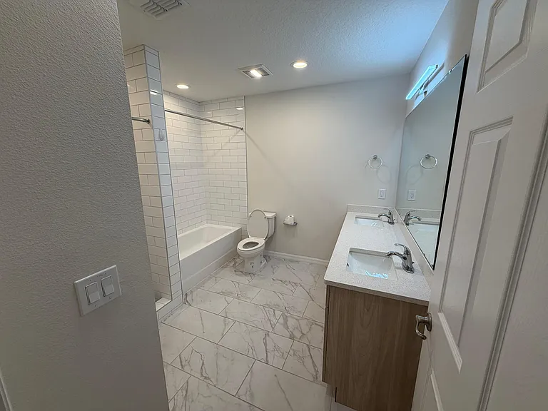 2124 Penny Ln — Photo 12