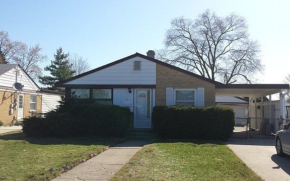 2nd image of 9315 National Ave