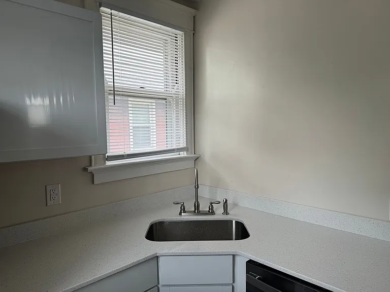 3405 Brotherton Rd — Photo 3