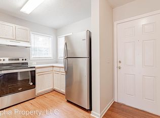 180 University Village Dr APT C, Central, SC 29630