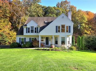 43 Timberwood Trl, Hamden, CT 06514