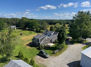 753 River Rd APT 3, Brunswick, ME 04011