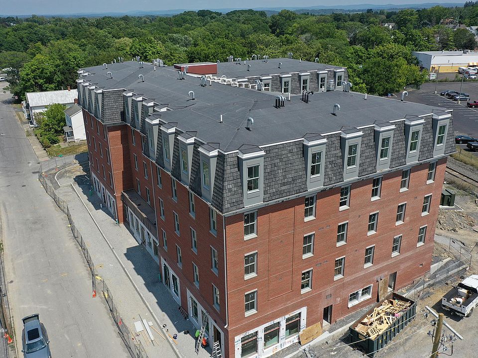 Building Photo 4