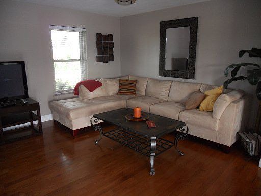 5th image of 8919 Garrison Dr