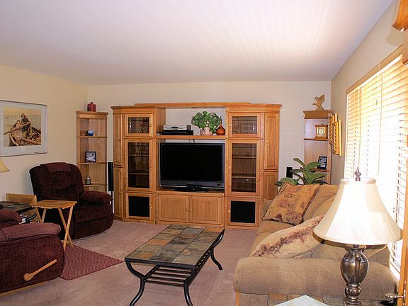 2nd image of 10841 W Wedgewood Dr
