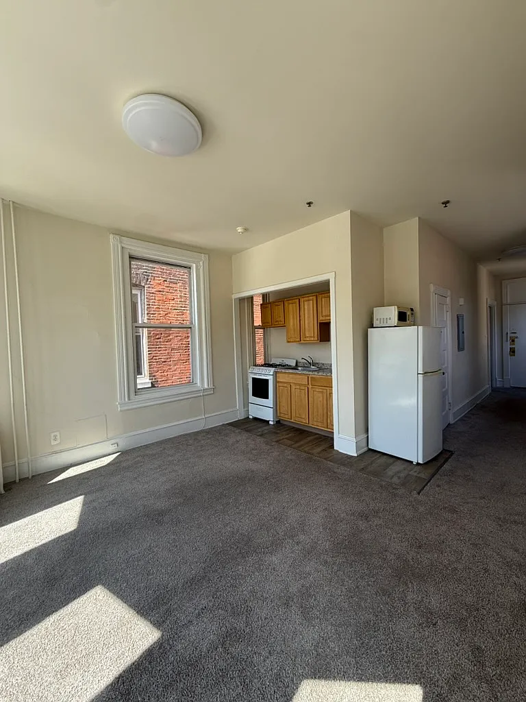 1 bed, 474 sqft, $1,080 — Photo 3