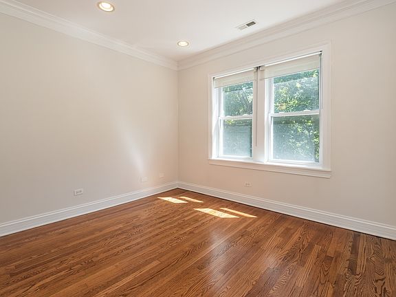 4th image of 7056 N Damen Ave #2
