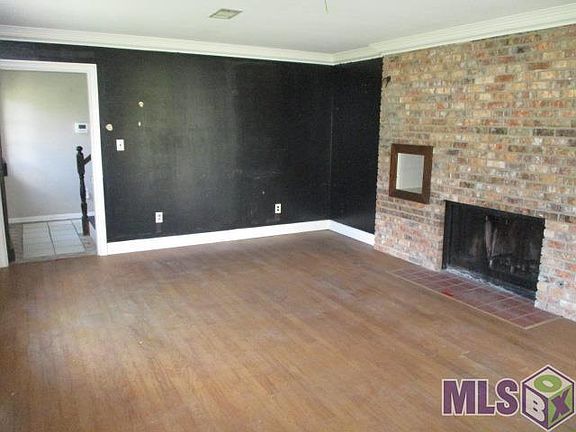 3rd image of 1005 N Janice Ave