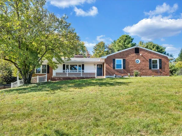 1531 Coral Ridge Rd SW, Roanoke, VA 24018