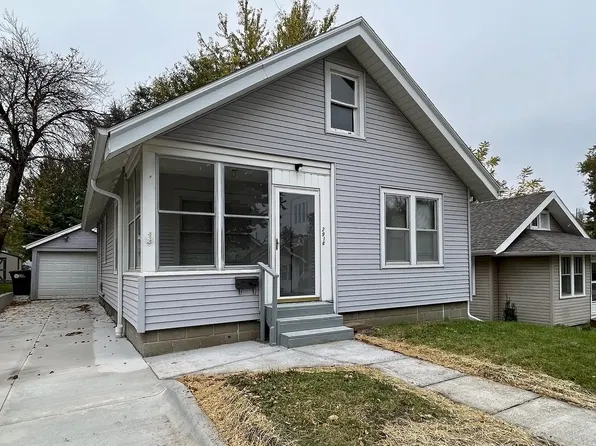 2914 N 49th Ave, Omaha, NE 68104