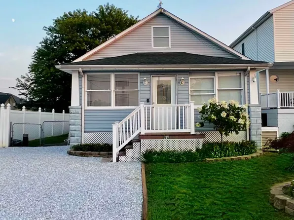 546 E Bayview Ave, Ocean Gate, NJ 08740