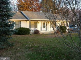 724 Dixon Dr, Stevensville, MD 21666