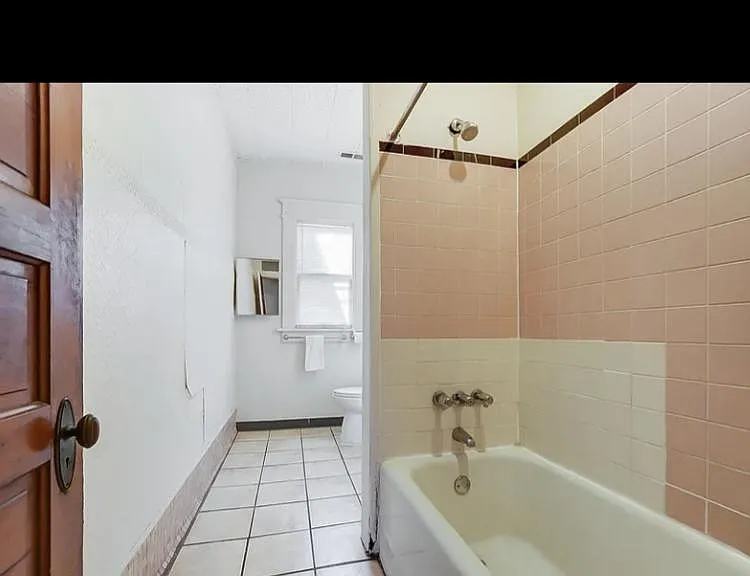 89 E College Ave #89.5 — Photo 3