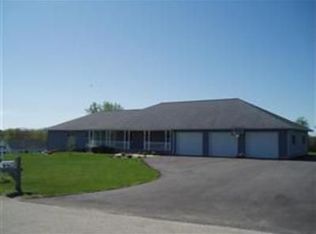14327 4th Rd, Darlington, WI 53530