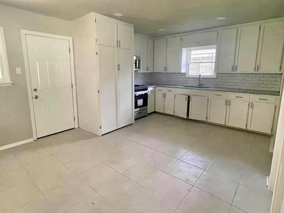 2nd image of 720 Ala Dr