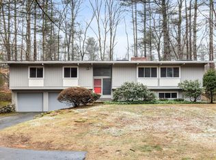 10 Hobbs Rd, Wayland, MA 01778