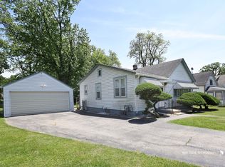 38141 N 4th Ave, Spring Grove, IL 60081