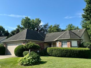 10877 Gate Cir, Fishers, IN 46038