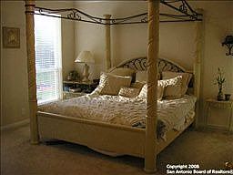 4th image of 26310 Cuyahoga Cir