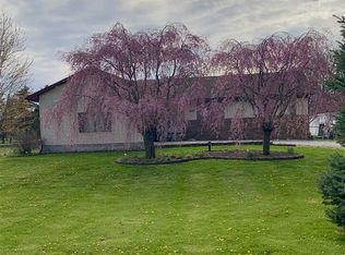 289 Fitz Rd, Goodells, MI 48027