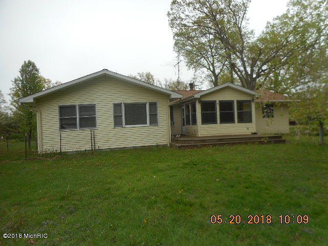 2nd image of 15392 Lakeside Rd