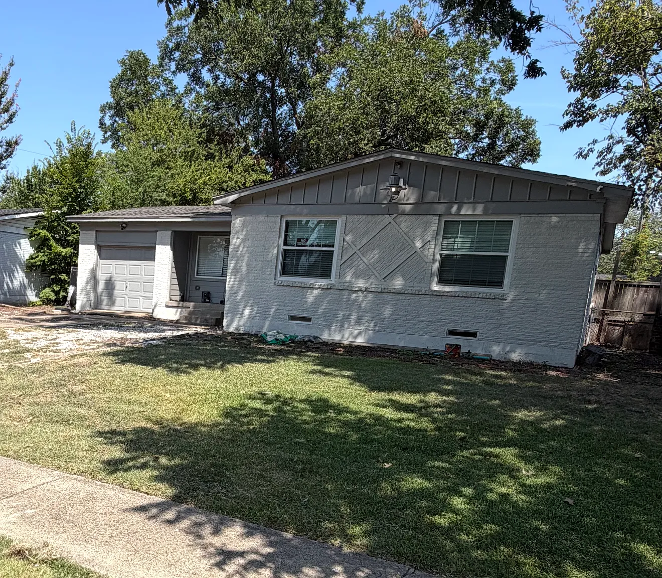 3 bed, 1188 sqft, $2,250 — Photo 2