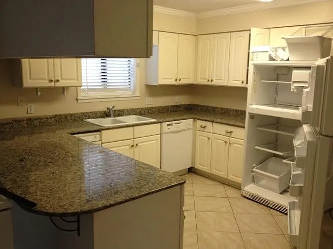 3012 Kings Harbour Rd — Photo 5